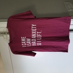 Burgundy Graphic T-Shirt Size S